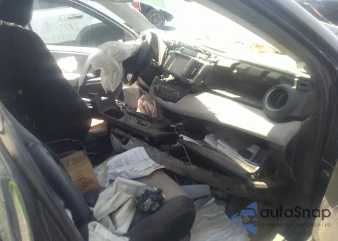 2017 Toyota Rav4 Xle из США, поврежденный, VIN JTMWFREV8HJ716443